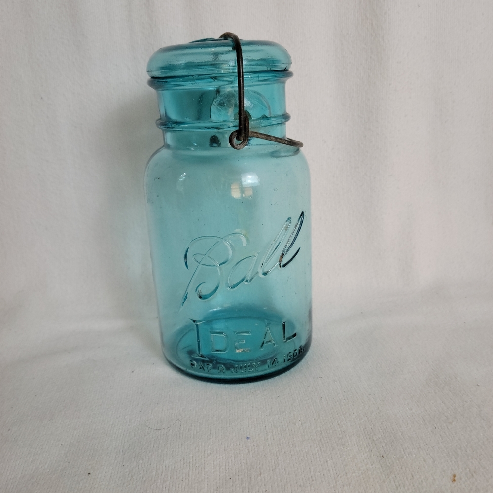 Antique Ball Ideal 1908 canning jar